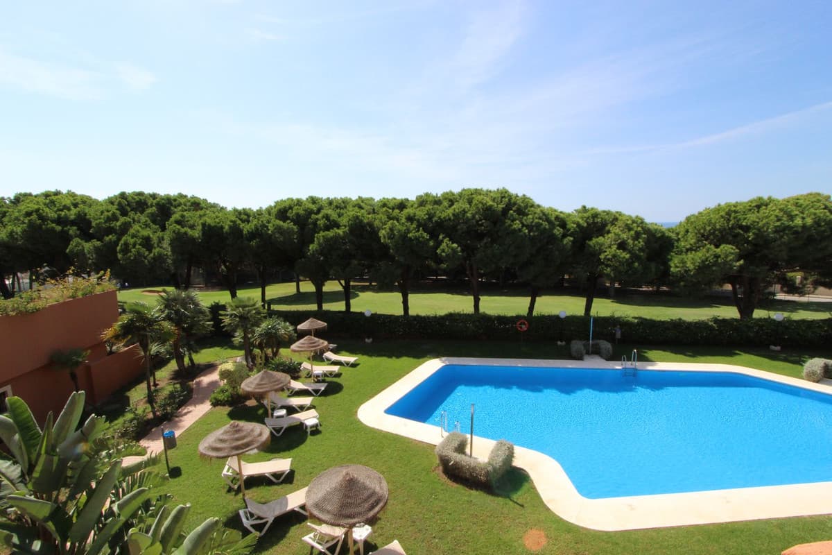 Middle Floor Apartment in Cabopino